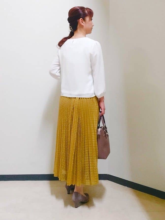 花さんの「Reflect｜【イージーケア】サークルダイヤ柄レースプリーツスカート」を使ったコーディネート