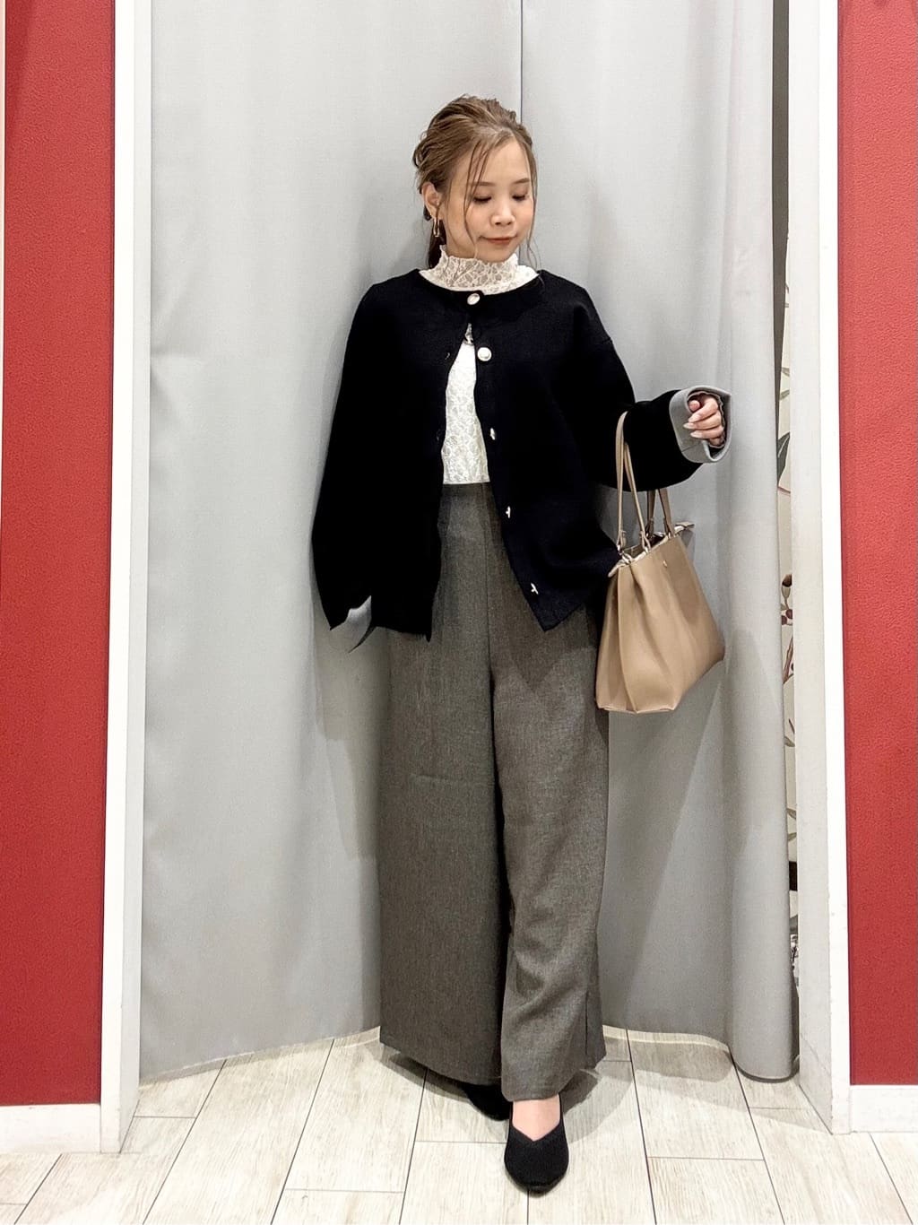 shioさんの「SHOO･LA･RUE｜【S-LL】上品なレースハイネックトップス」を使ったコーディネート