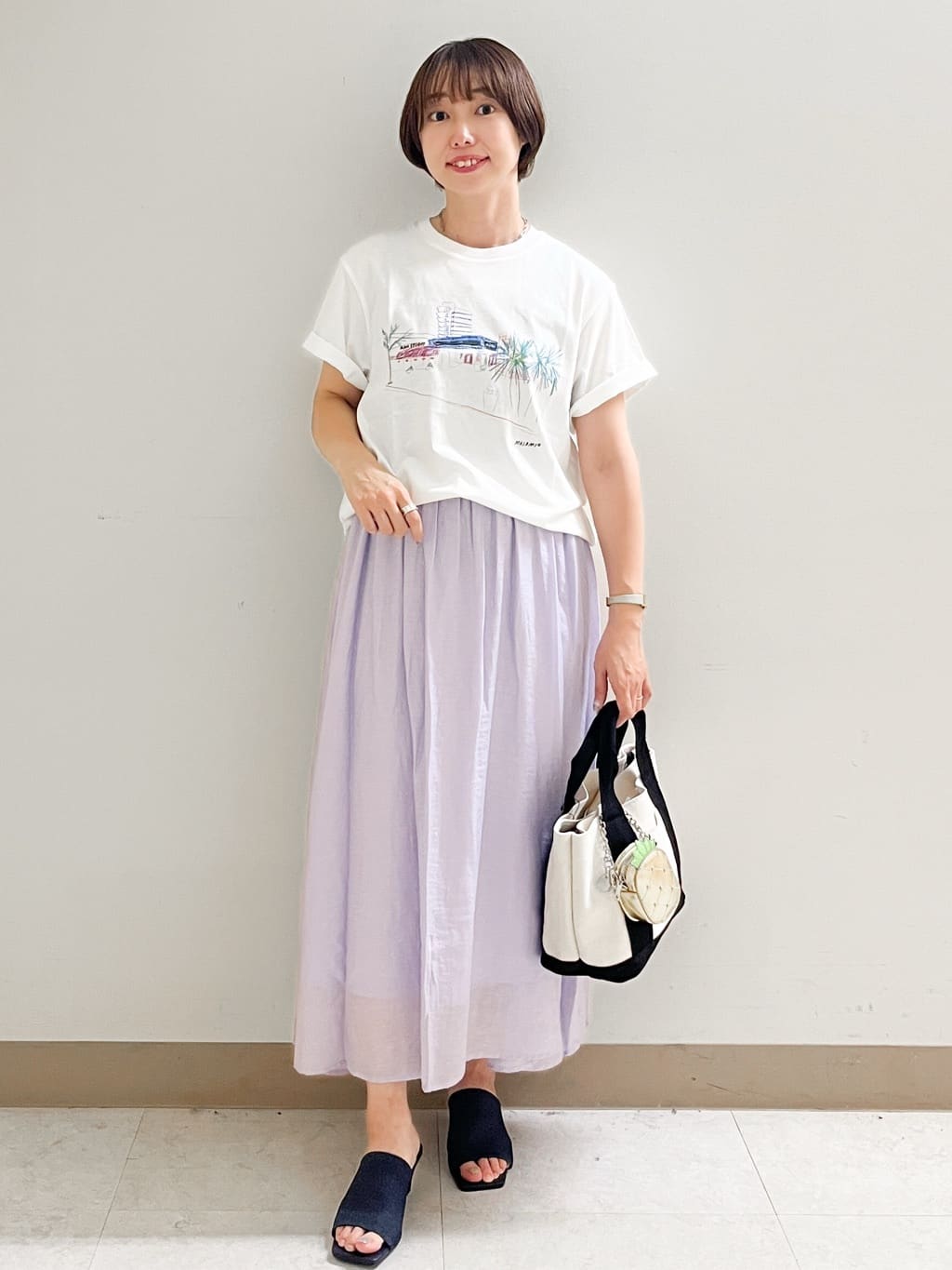 あかねさんの「OPAQUE.CLIP｜風景イラストプリントTシャツ」を使ったコーディネート