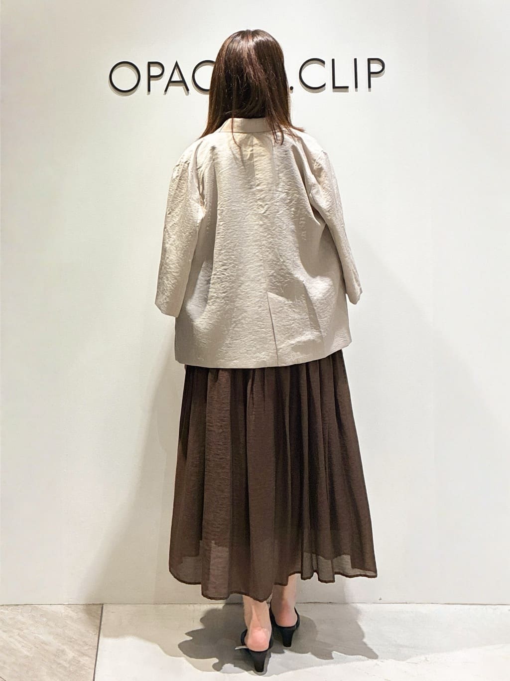 もんちゃんさんの「OPAQUE.CLIP｜リネンライクダブルジャケット【洗える】」を使ったコーディネート