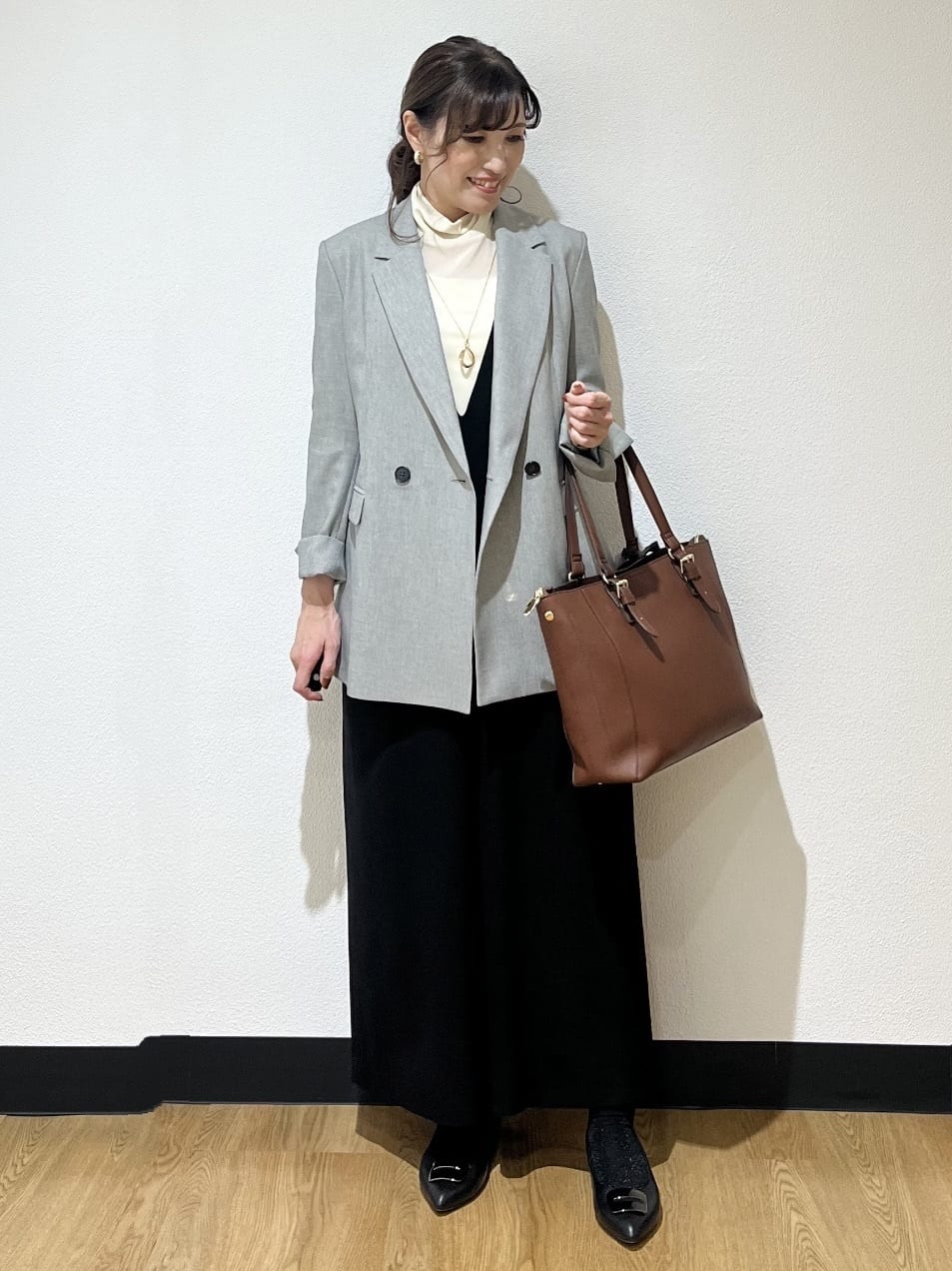 ayaさんの「Reflect｜【レイヤードスタイルのインナーに◎】タートル&times;ラグランスリーブプルオーバー」を使ったコーディネート
