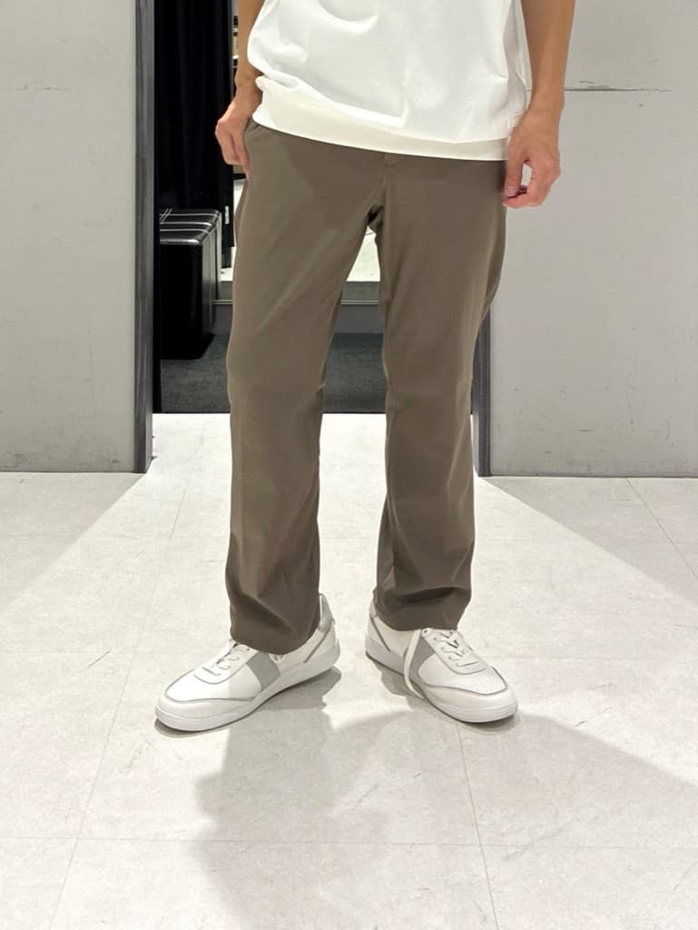 わいずみさんの「TAKEO KIKUCHI｜【抗菌防臭／5サイズ展開】ハイゲージポンチ Tシャツ」を使ったコーディネート