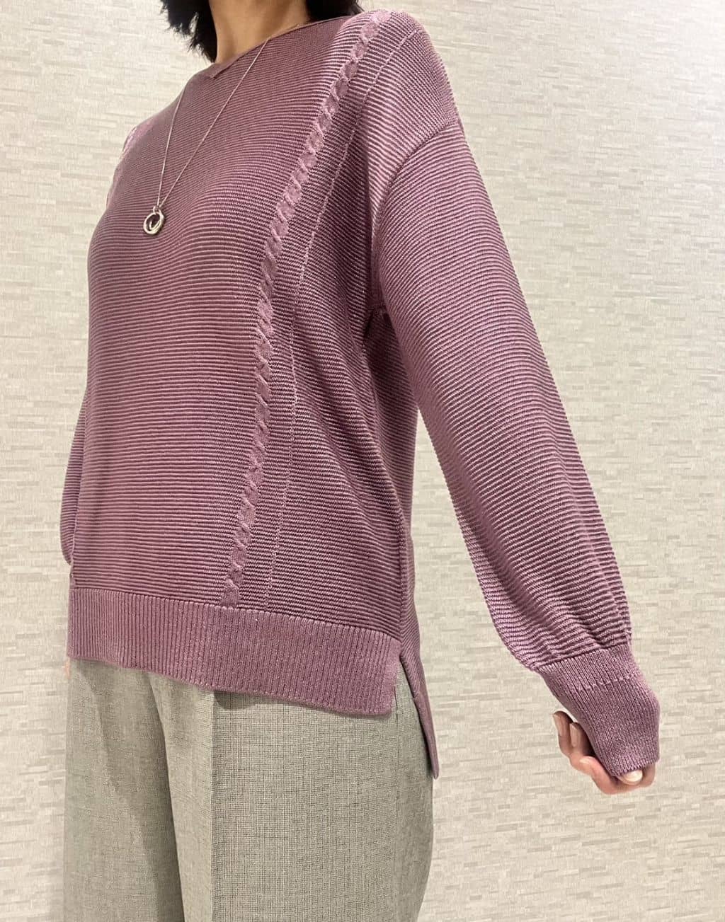 marikoさんの「Reflect｜【パンツ合わせにぴったり◎】ゆったりオフボディニット」を使ったコーディネート