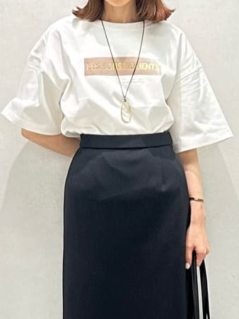 Miwaさんの「UNTITLED｜【コットン100/ゆったり/ショート丈/洗える】ベロアロゴTシャツ」を使ったコーディネート