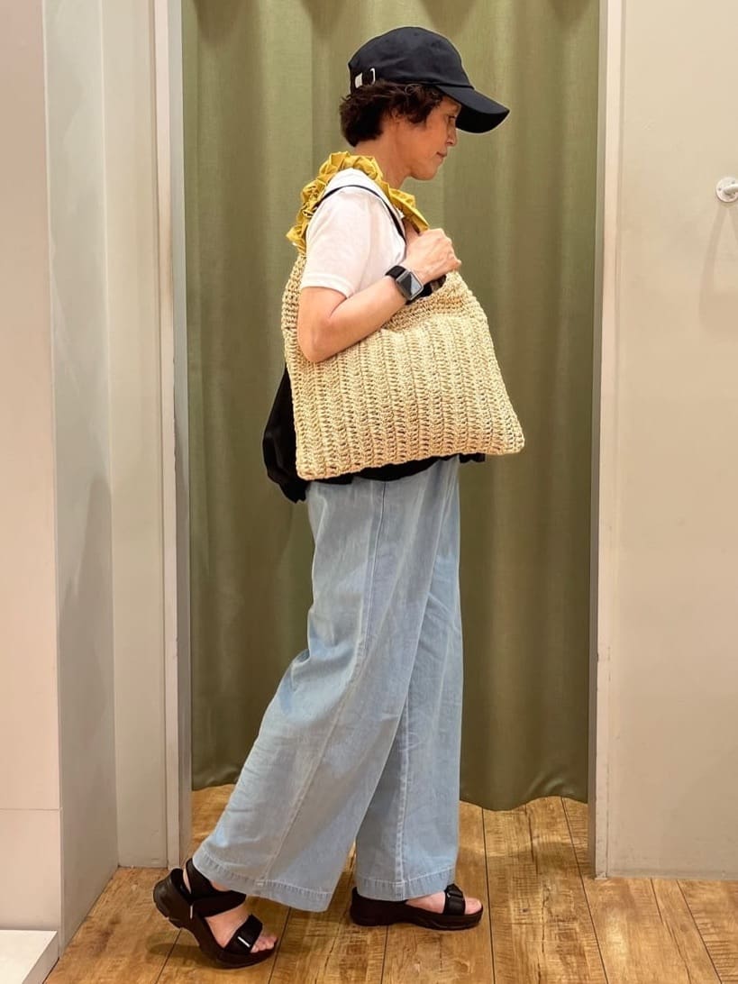 ☆ほしさんの「SHOO･LA･RUE｜◆【洗える/S-LL】ウエストゴムが楽ちん さらさらワイドデニム」を使ったコーディネート