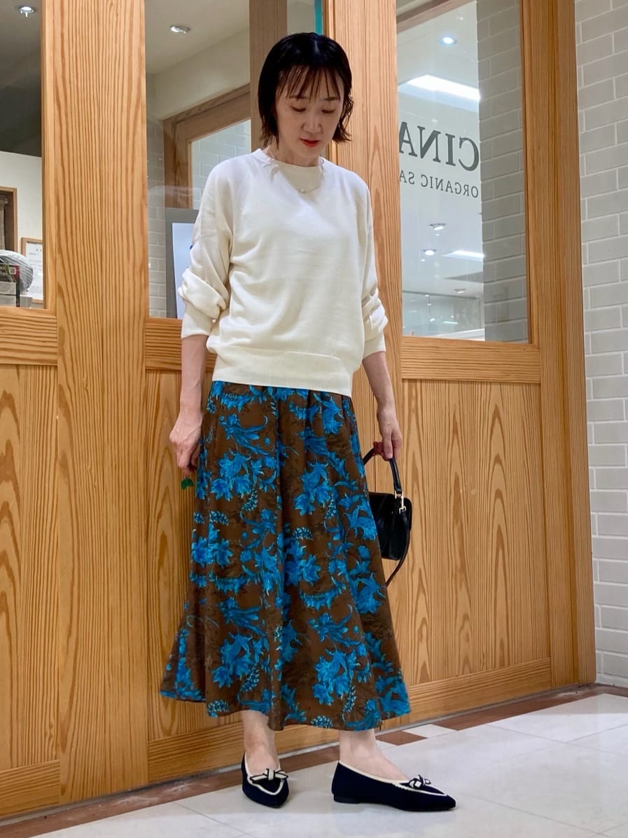 ゆうさんの「UNTITLED｜【8色展開／コンパクト丈】レーヨン混 コクーンニット」を使ったコーディネート