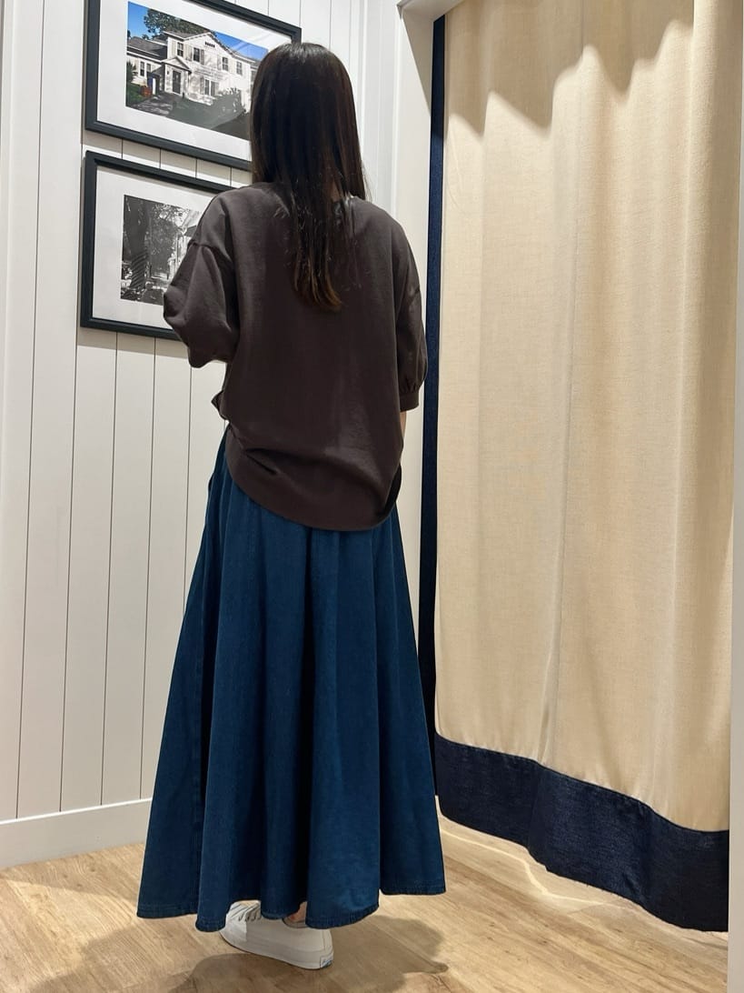 mihoさんの「Dessin｜【360度可愛い/前後2WAY/洗える】ライトコットンヘンリーカットソー」を使ったコーディネート