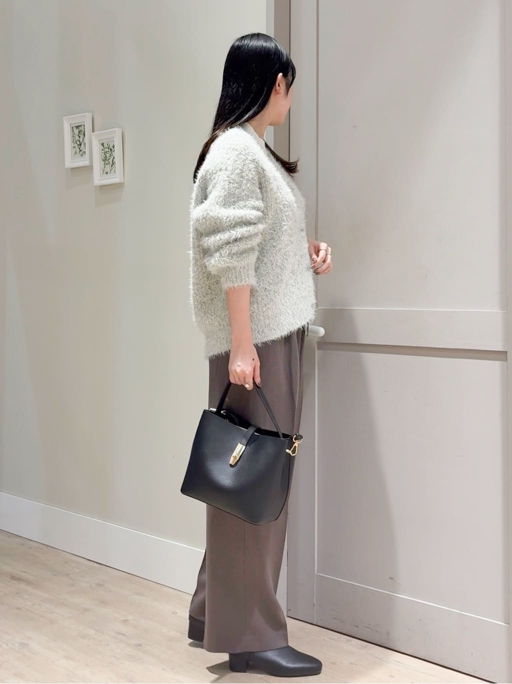 Mayuさんの「grove｜オーバーサイズフェザーカーディガン」を使ったコーディネート