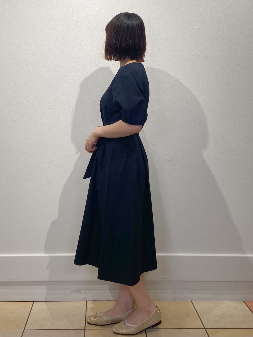 kimiさんの「index｜タックパフスリーブワンピース【洗濯機洗い可／イージーアイロン】」を使ったコーディネート