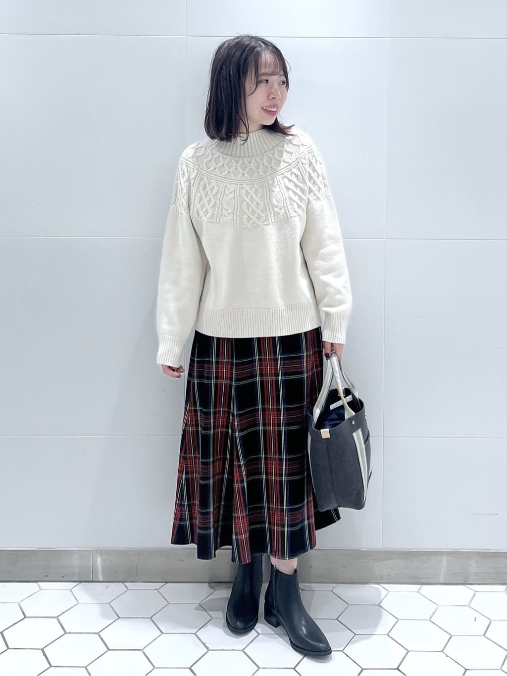 Makinoさんの「Dessin｜【2WAY】フェイクムートンコート」を使ったコーディネート