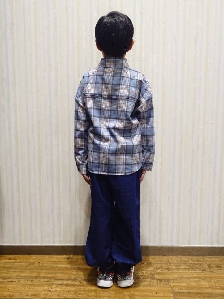Yuiさんの「SHOO･LA･RUE｜【100-150cm】チェックオーバーシャツ」を使ったコーディネート