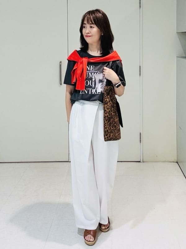 makiさんの「UNTITLED｜【ロゴT/プリントT】グラフィックTシャツ」を使ったコーディネート