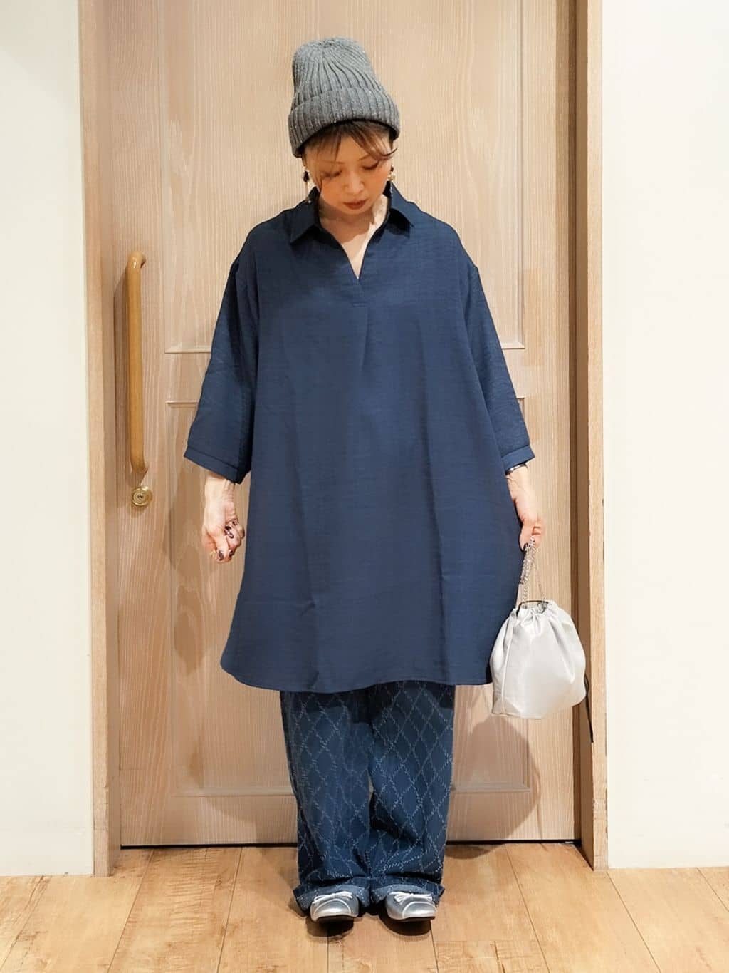 YUKIさんの「SHOO･LA･RUE｜【S-LL/体型カバー】さらっとしたタッチが魅力 デニムライクチュニック」を使ったコーディネート