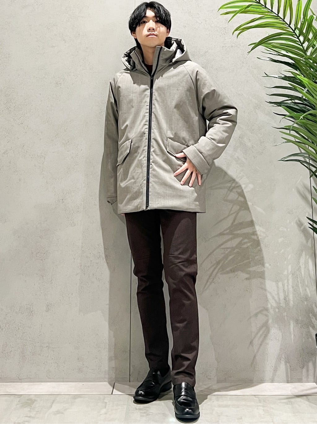 SHI-MAさんの「THE SHOP TK｜【軽くて、暖かい】SORONA／ソロナ 中綿ブルゾン 防風/軽量/洗濯機OK/フード脱着可」を使ったコーディネート