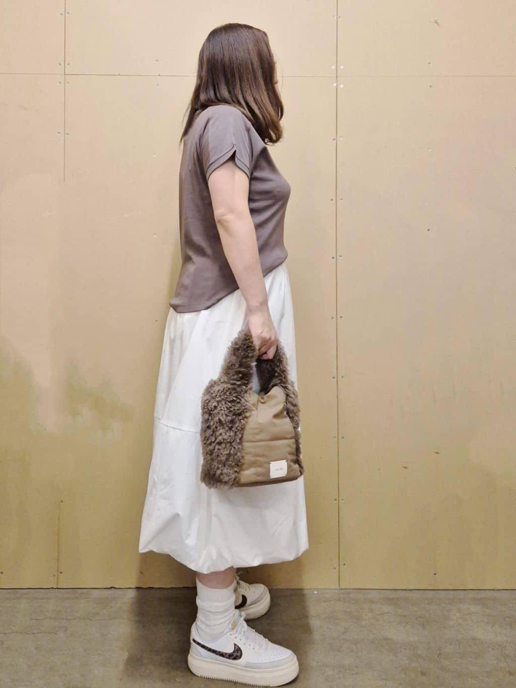 ひさえさんの「THE SHOP TK｜【汗染み防止】ラグランスリーブTシャツ【洗濯機OK/UVケア】」を使ったコーディネート
