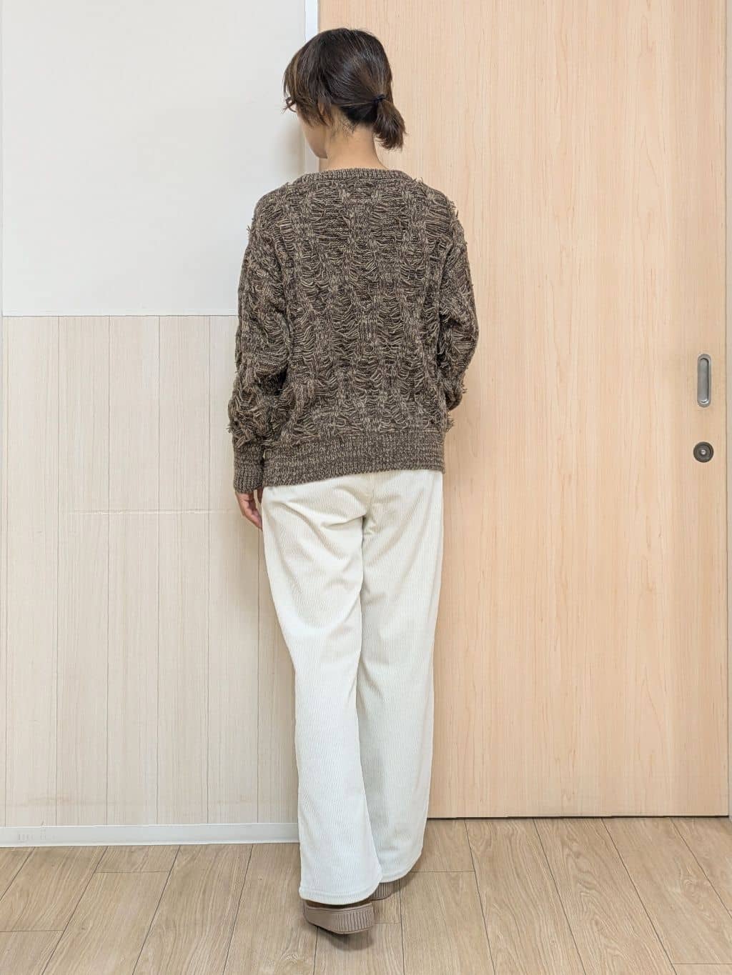 YuAさんの「SHOO･LA･RUE｜【S-LL】大人も着やすいシックなカラー 主役級フリンジニット」を使ったコーディネート