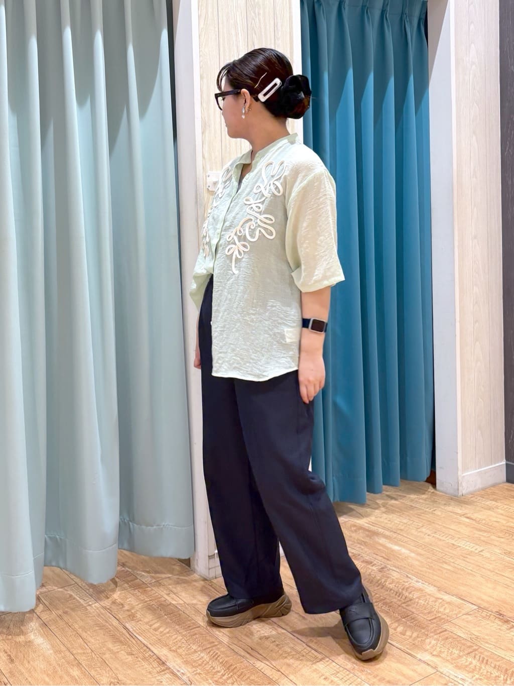 砂糖さんの「SHOO･LA･RUE｜【S-LL】一枚で着映え コード刺繍シャツ」を使ったコーディネート