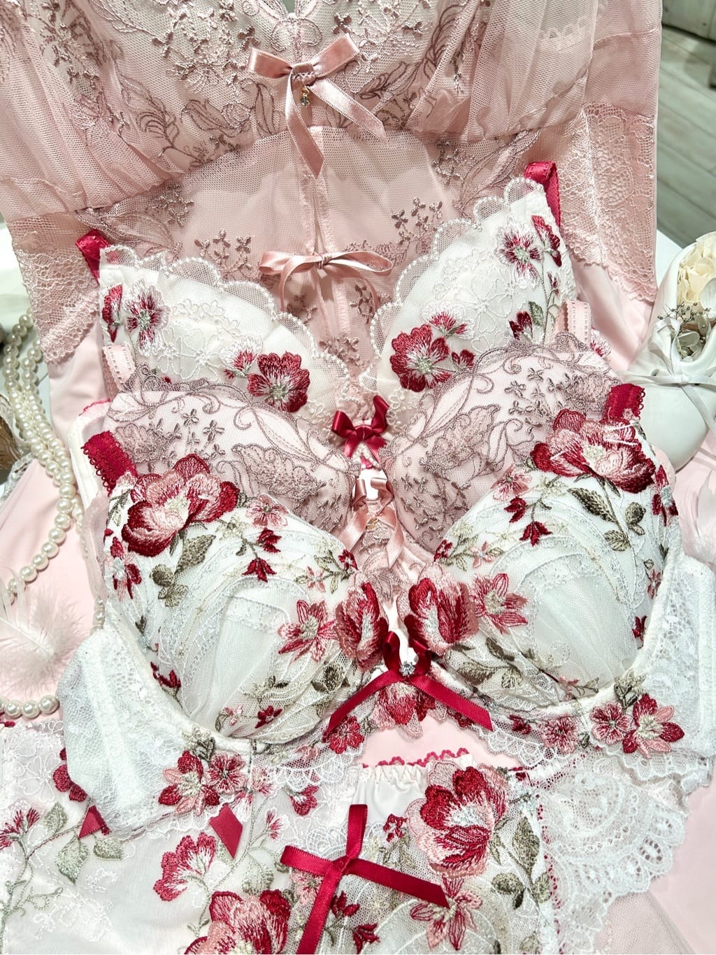 ichiさんの「Risa Magli｜アイシャ ブラジャー （D-F） ＜サイドシェイプ＞」を使ったコーディネート