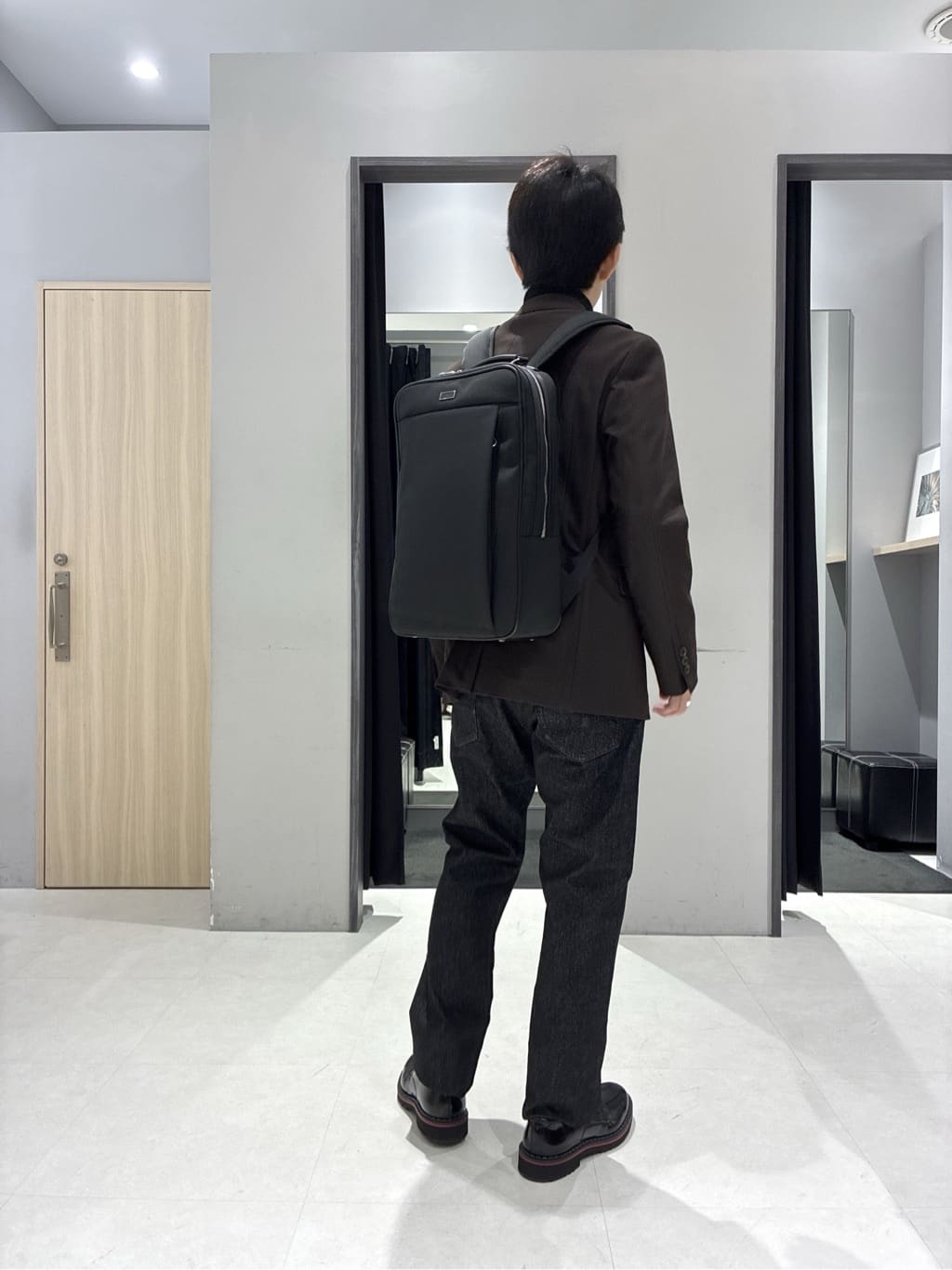 わいずみさんの「TAKEO KIKUCHI｜【360&deg;ストレッチ／セットアップ対応】None Of Stress ジャケット」を使ったコーディネート