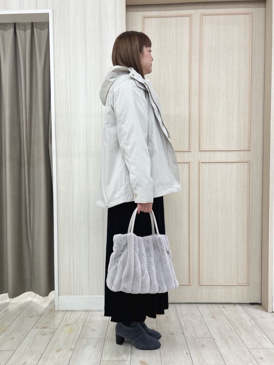 akiさんの「SHOO･LA･RUE｜起毛ニットブーツ」を使ったコーディネート