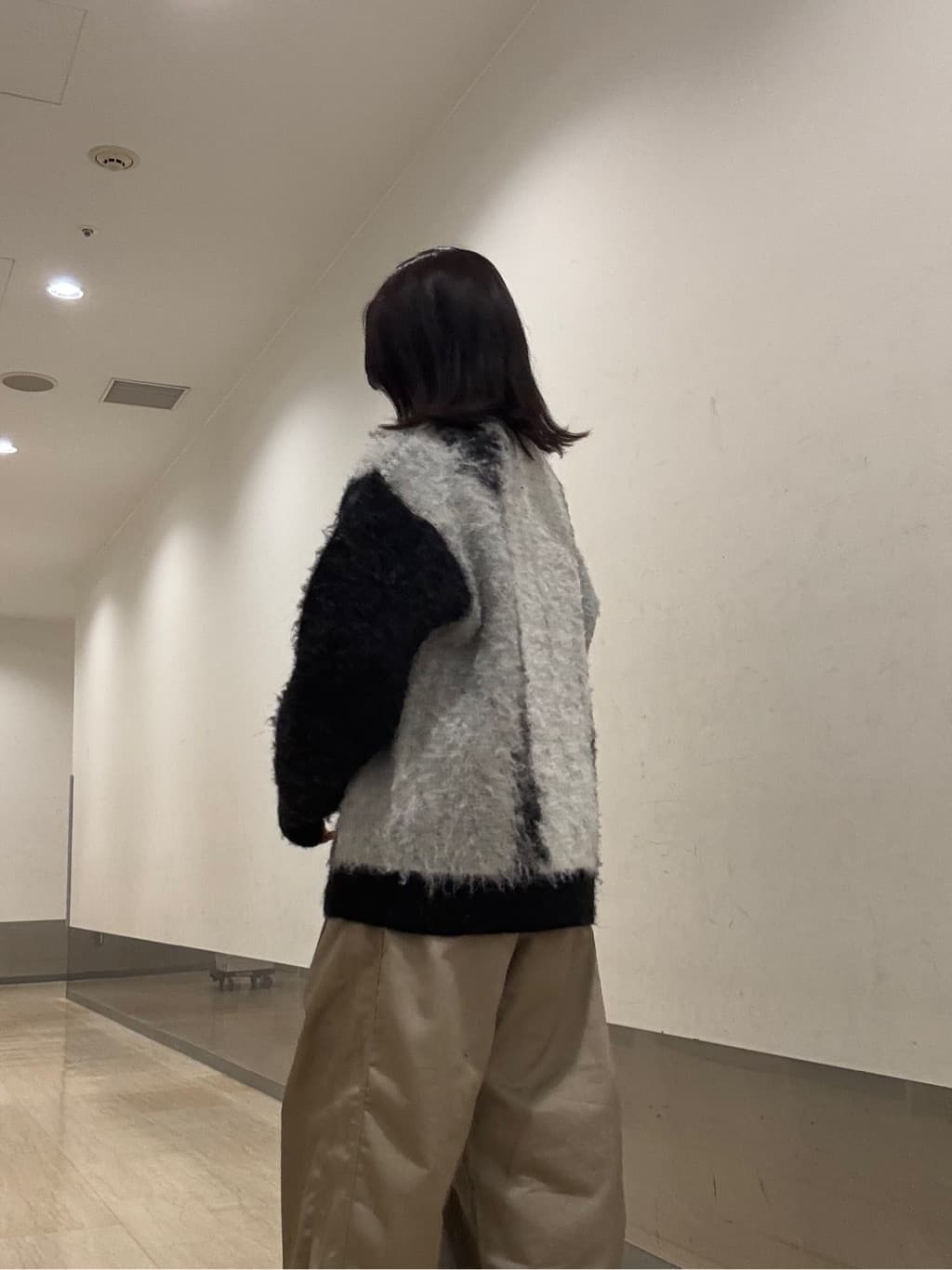 Renaさんの「tk.TAKEO KIKUCHI｜ボールドストライプシャギーニットVカーディガン」を使ったコーディネート