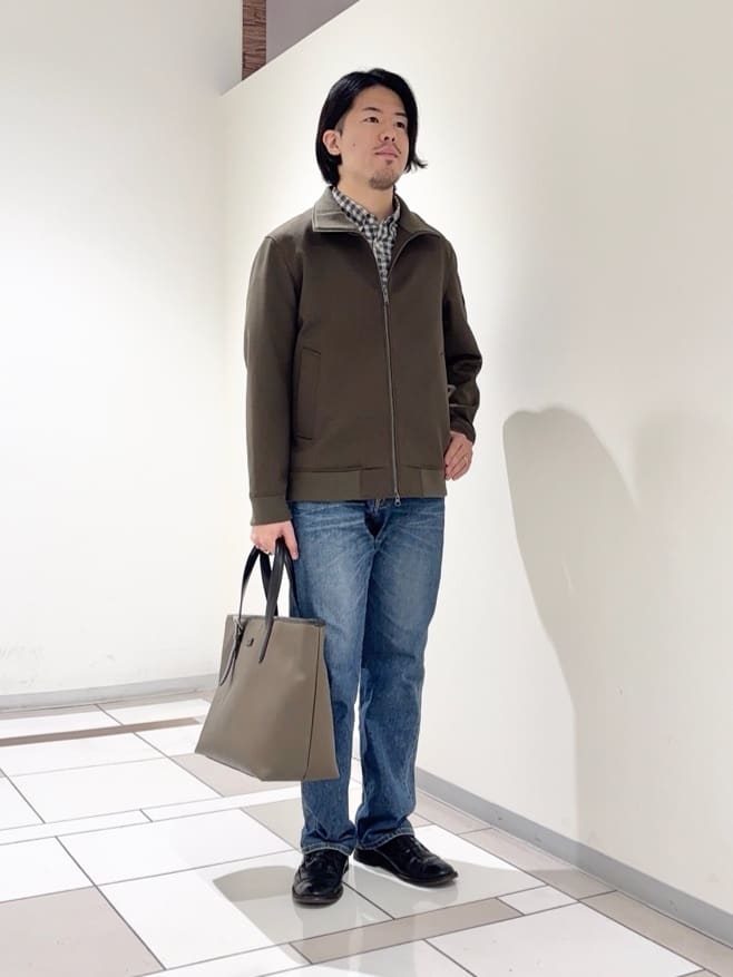 及川さんの「TAKEO KIKUCHI｜【JUST ONE LAYER】ダウンファブリック ジップアップ リブ ブルゾン」を使ったコーディネート