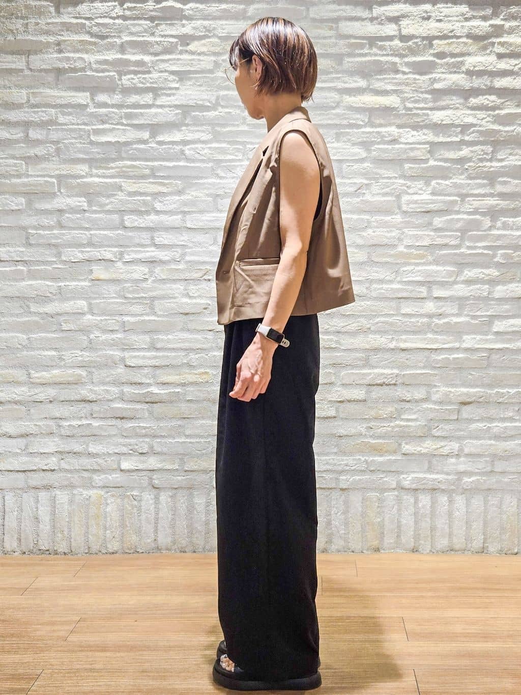 yoshimiさんの「OPAQUE.CLIP｜ショートテーラードジレ【接触冷感／洗濯機洗い可】」を使ったコーディネート