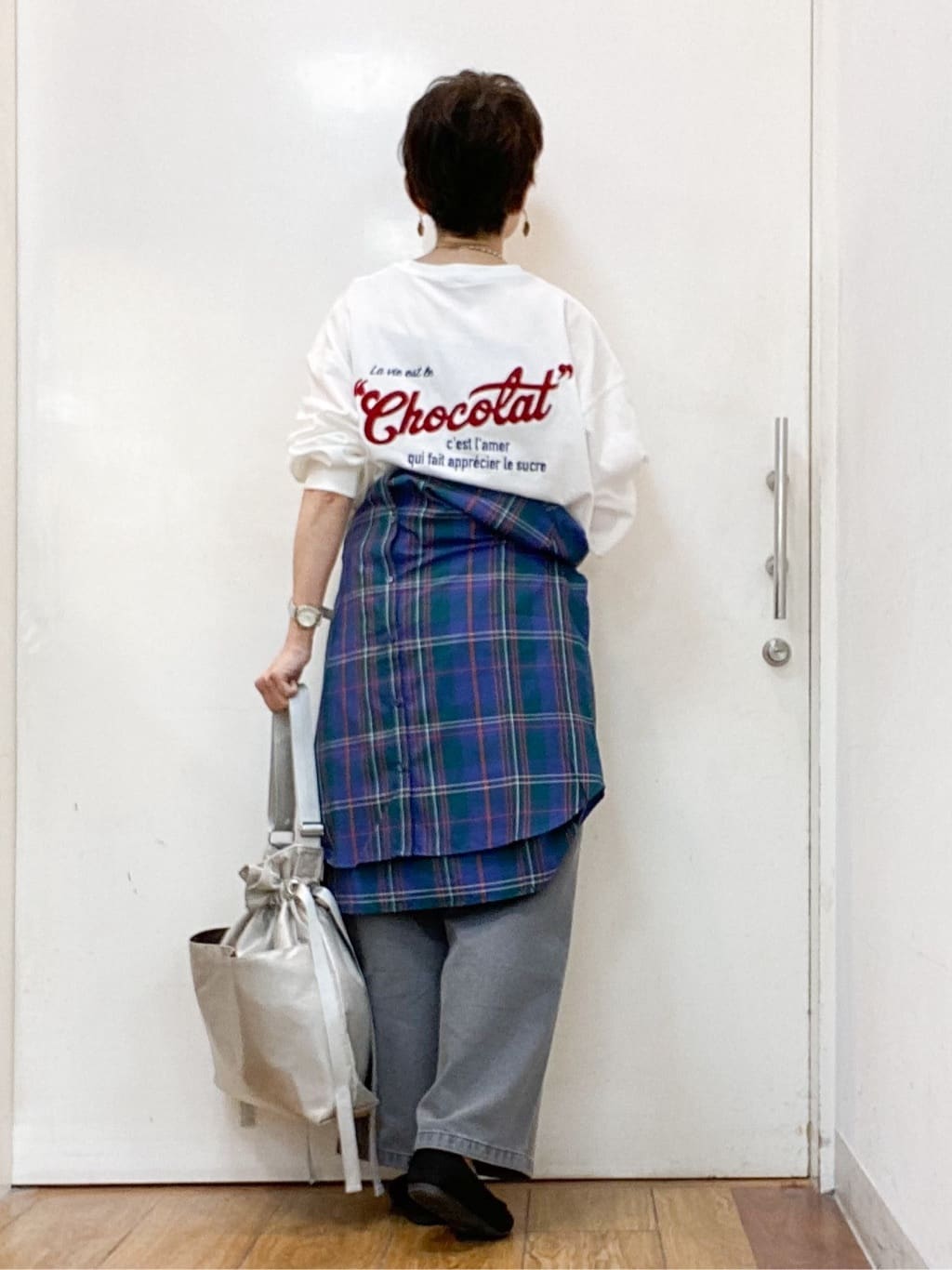 みぃさんの「SHOO･LA･RUE｜【洗濯機可/S-LL】程よい抜け感 大人のチェックシャツ」を使ったコーディネート