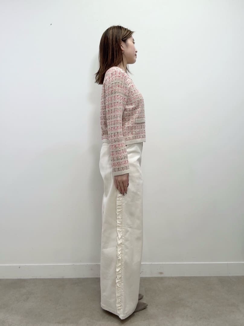 Suma Una本部スタッフさんの「SunaUna｜【COLLECTION LINE】フリルデニム」を使ったコーディネート