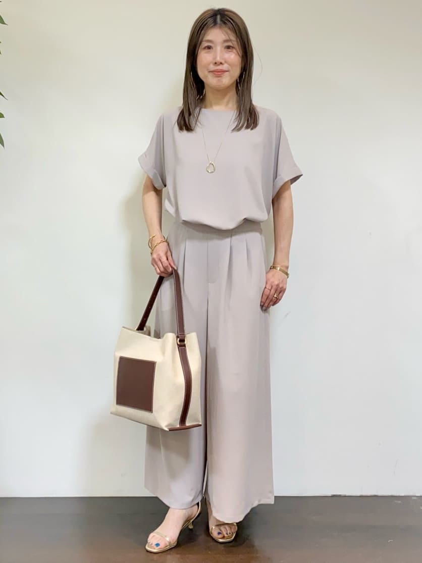 tomoさんの「UNTITLED｜フープトップネックレス」を使ったコーディネート