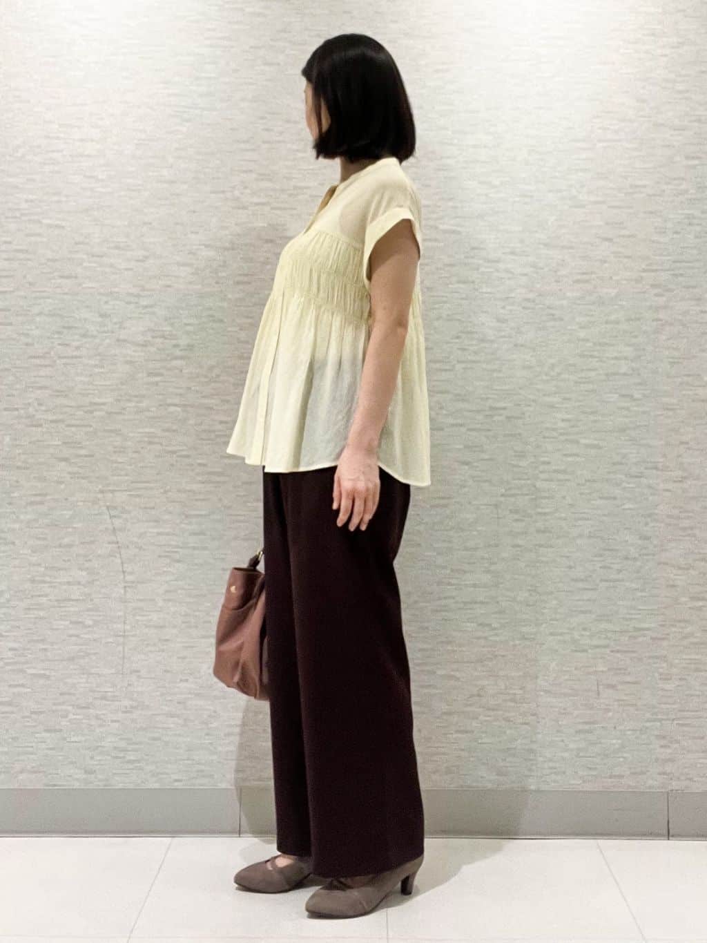 marikoさんの「Reflect｜【二の腕さりげなくカバー】シャーリングブラウス」を使ったコーディネート