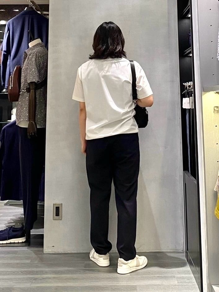 nishiさんの「TAKEO KIKUCHI｜【抗菌防臭／5サイズ展開】ハイゲージポンチ Tシャツ」を使ったコーディネート