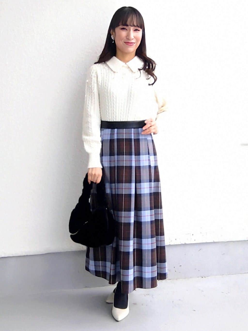 keinaさんの「SunaUna｜【COLLECTION LINE】衿付きパール調ニット」を使ったコーディネート
