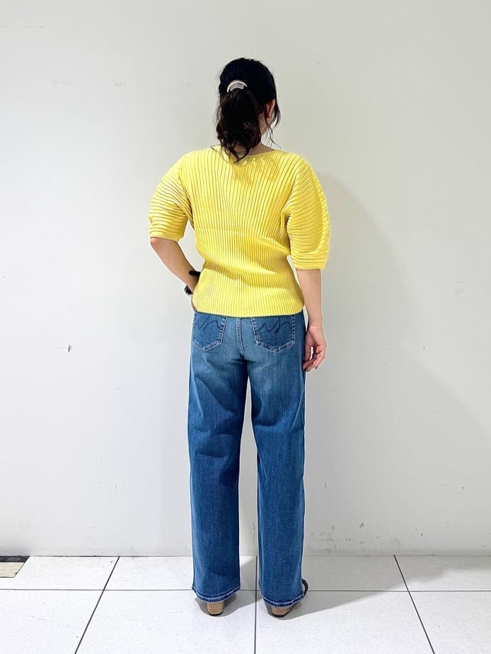そんさんの「INDIVI｜【二の腕カバー／スタイルアップ】ドライタッチストレッチニット」を使ったコーディネート