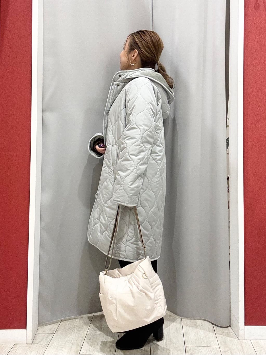 shioさんの「SHOO･LA･RUE｜【撥水/フード取り外し可】冬に嬉しいこだわり満載 ひょうたん柄キルトコート」を使ったコーディネート