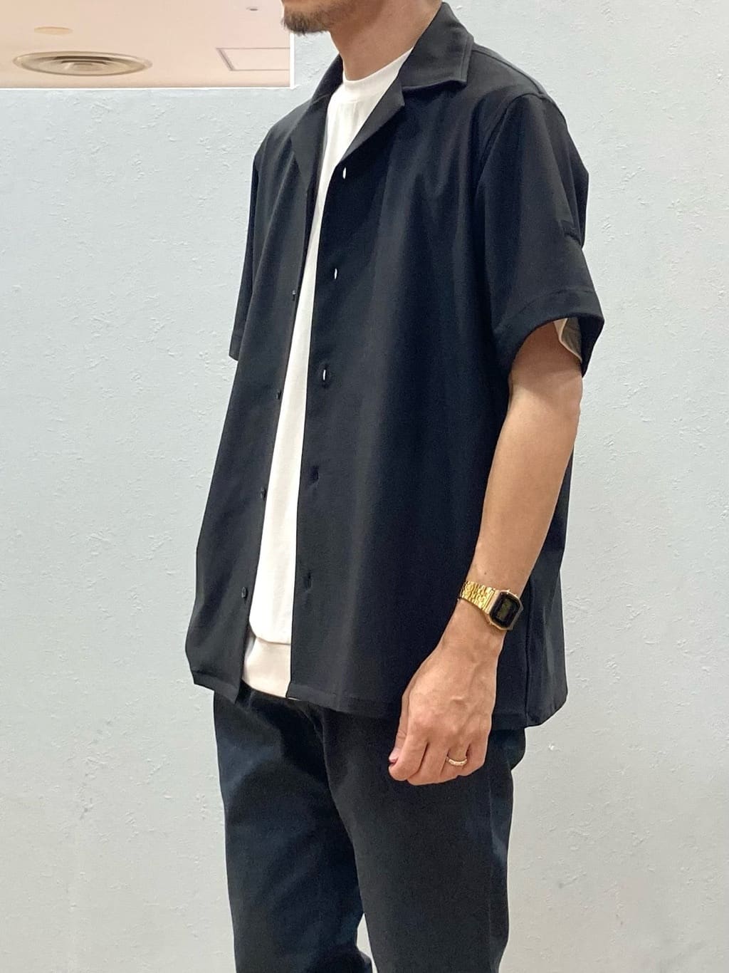 シュンさんの「TAKEO KIKUCHI｜【COOL CITY WEAR】エアートール オープンカラーシャツ /接触冷感・通気性」を使ったコーディネート