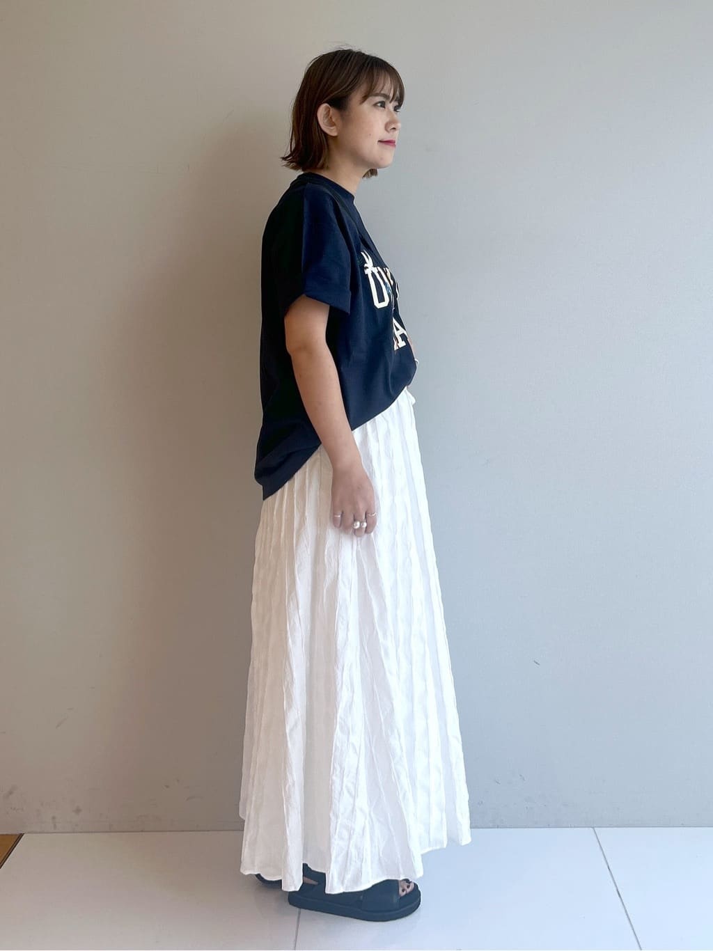Hirokaさんの「Dessin｜ロゴ刺繍Tシャツ」を使ったコーディネート