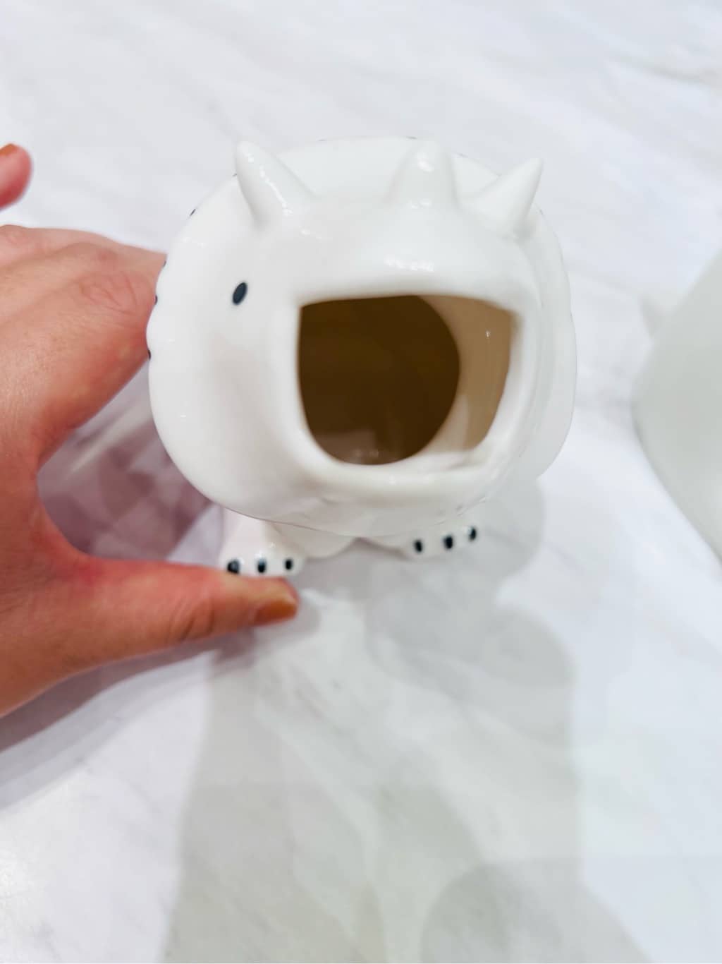 nagiさんの「212 KITCHEN STORE｜シナリー モチーフフラワーベース ティラノサウルス」を使ったコーディネート