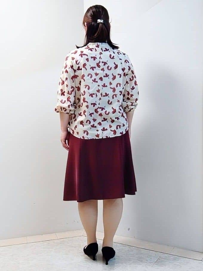 エリさんの「Reflect｜【美シルエット】ソフトマーメイドスカート」を使ったコーディネート