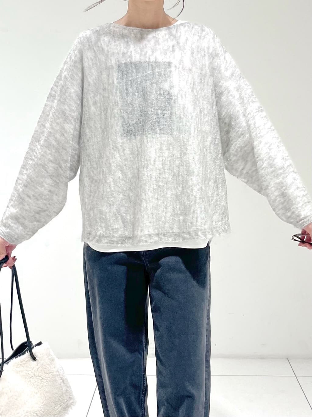 shioriさんの「INDIVI｜【キッドモヘヤ素材】ラウンドヘムニット」を使ったコーディネート