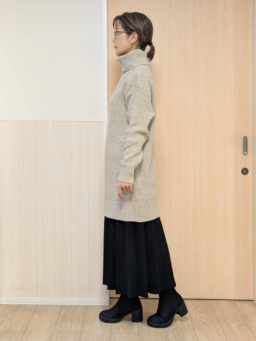 YuAさんの「SHOO･LA･RUE｜【洗濯機可/S-LL/体型カバー】女性らしい美シルエット チュニックニットワンピース」を使ったコーディネート
