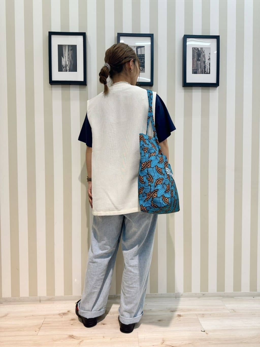 otaさんの「SHOO･LA･RUE｜暑い夏も軽やかに デニムイージーワイドパンツ」を使ったコーディネート
