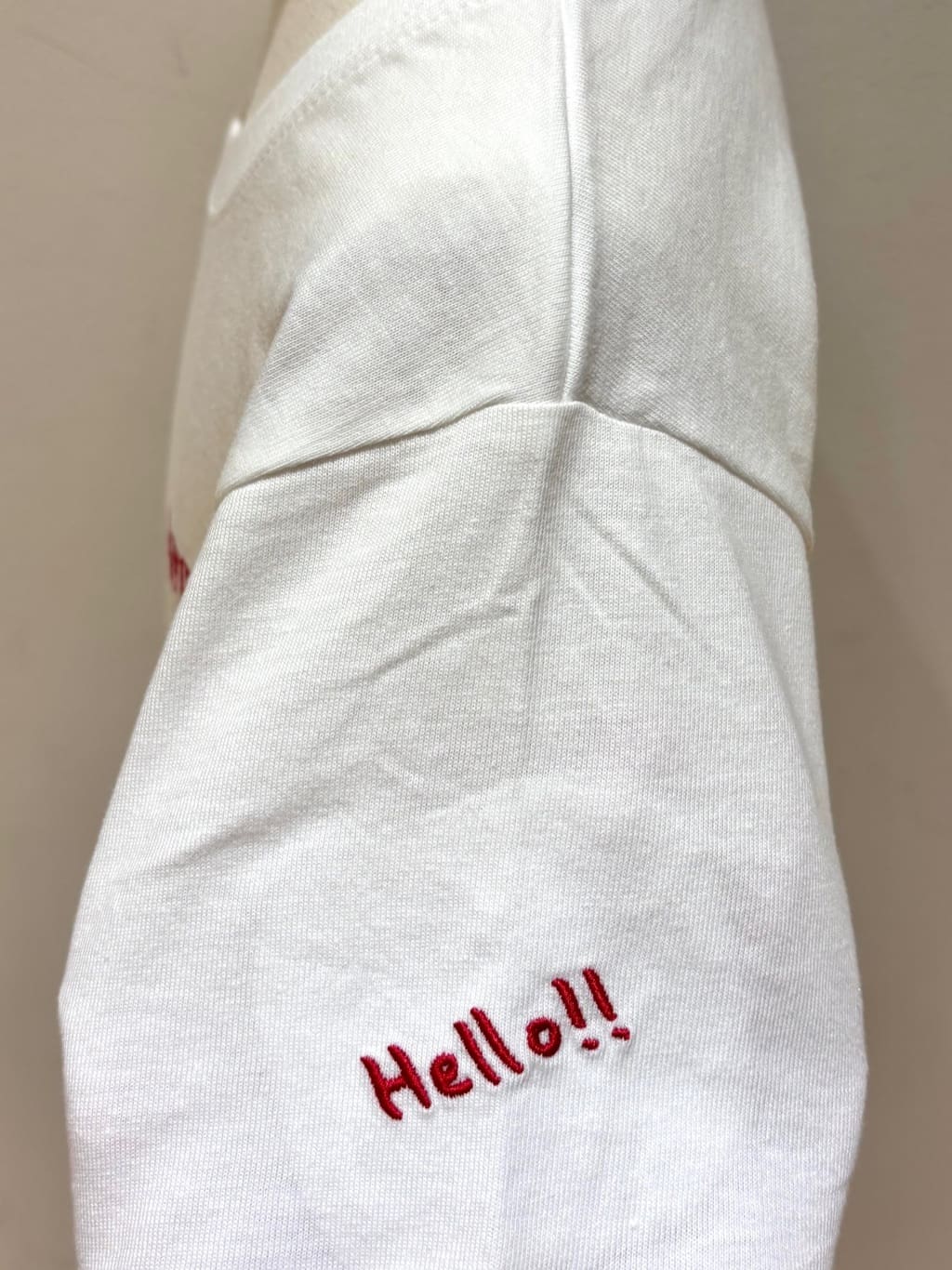 yumiさんの「Dessin｜【リンクコーデ/洗える】刺繍Tシャツ」を使ったコーディネート