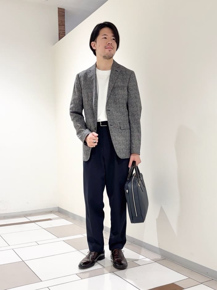 及川さんの「TAKEO KIKUCHI｜【抗菌防臭】COOL DOTS（R）ドビープリント ジャケット」を使ったコーディネート