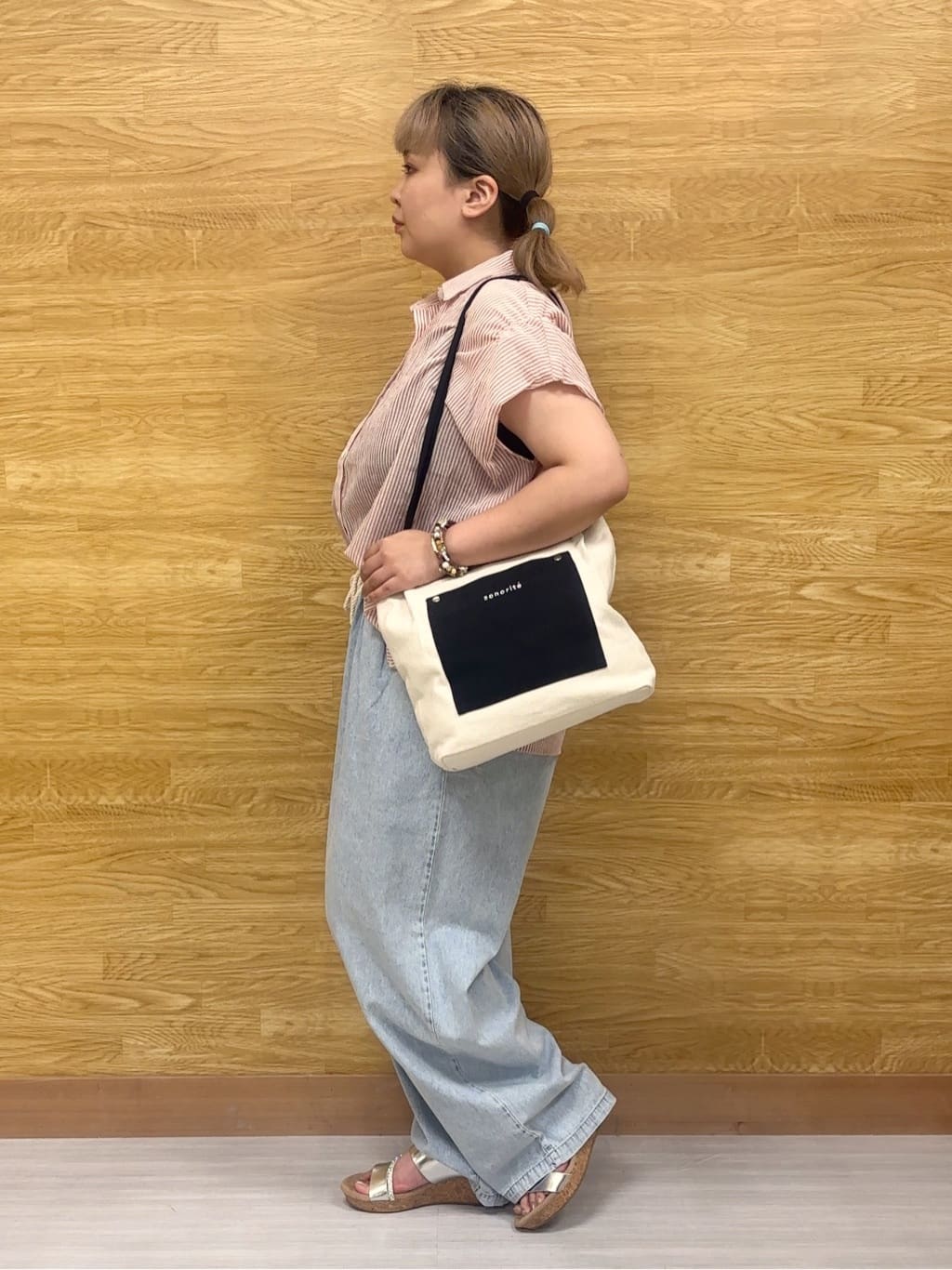 ぁむさんの「SHOO･LA･RUE｜【S-LL】さらシャリコットン 上品なシアー感のデザインシャツ」を使ったコーディネート