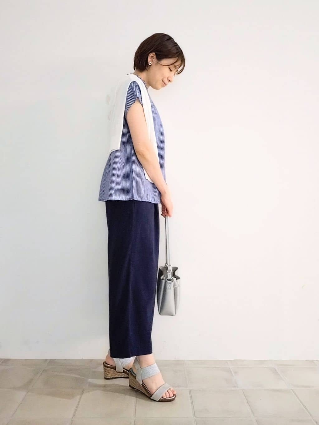 miomioさんの「SHOO･LA･RUE｜【着丈選べる】触れる度ひんやり ゆるきれい イージーワイドパンツ」を使ったコーディネート