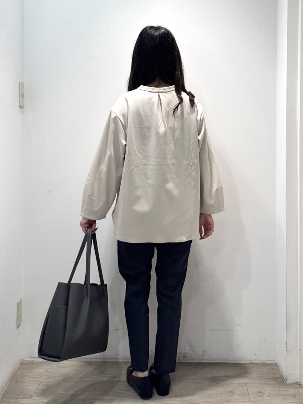 yuicciさんの「OPAQUE.CLIP｜スキッパートップス【吸水速乾／UVケア／洗濯機OK】」を使ったコーディネート