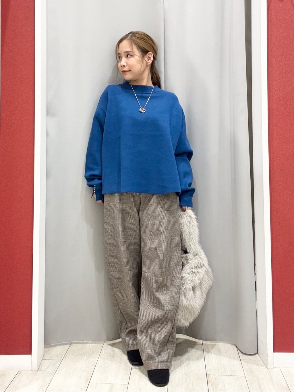 shioさんの「SHOO･LA･RUE｜【あったか】クラシカルなチェック柄 裏起毛カーブパンツ」を使ったコーディネート