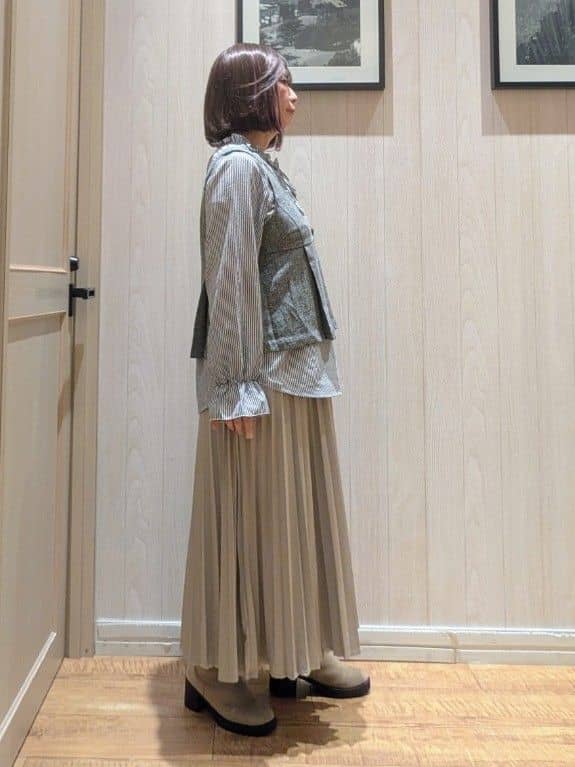 ゆーさんさんの「SHOO･LA･RUE｜【2点セット】着るだけで決まる クラシカルなツイード調セットアップ」を使ったコーディネート