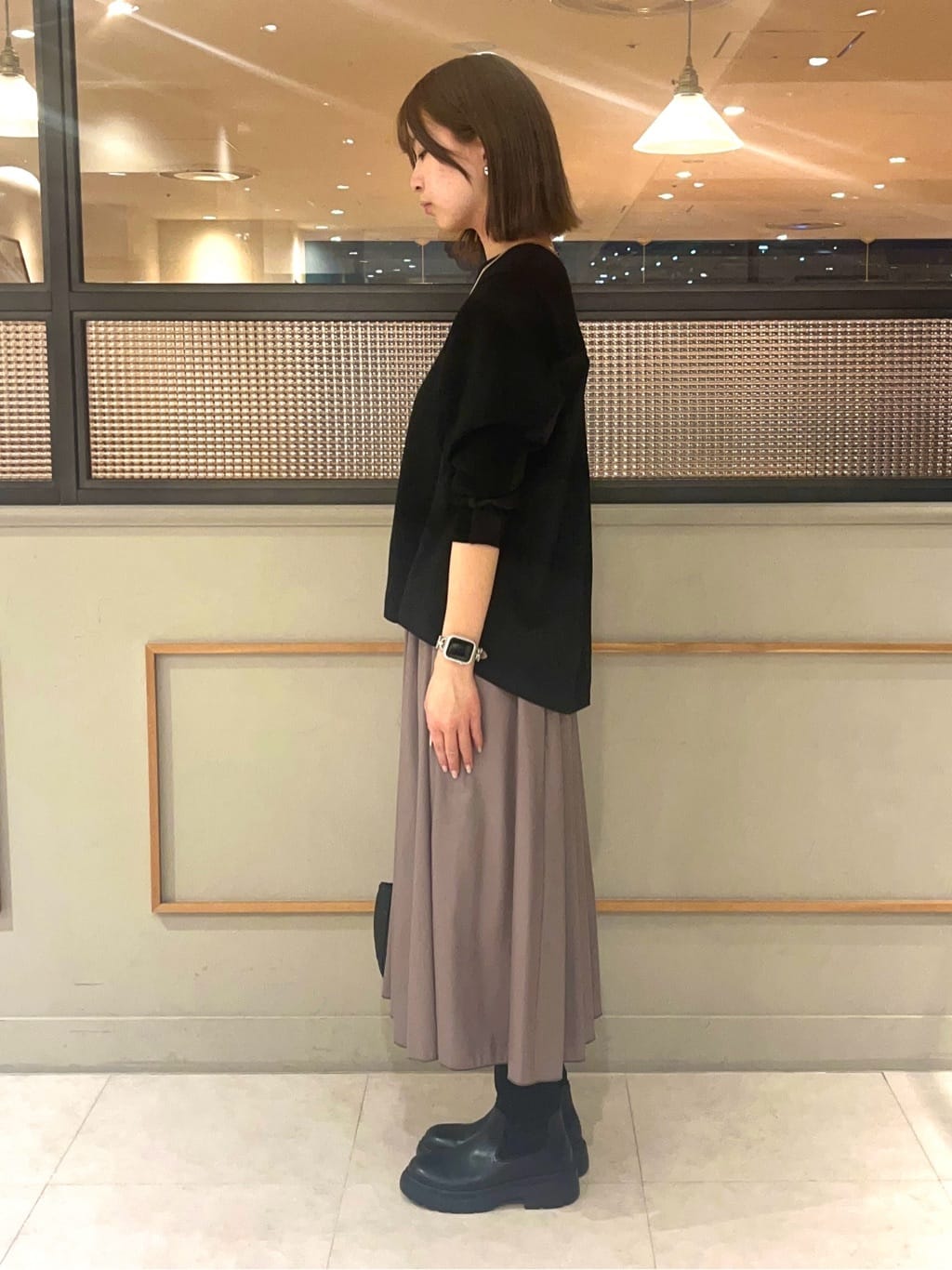 kumiさんの「INDIVI｜【洗える／選べる8色】トーンアップニット」を使ったコーディネート